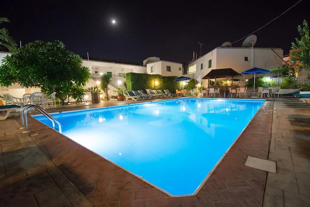 מלון דירות איה נאפה Eligonia Hotel Apartments