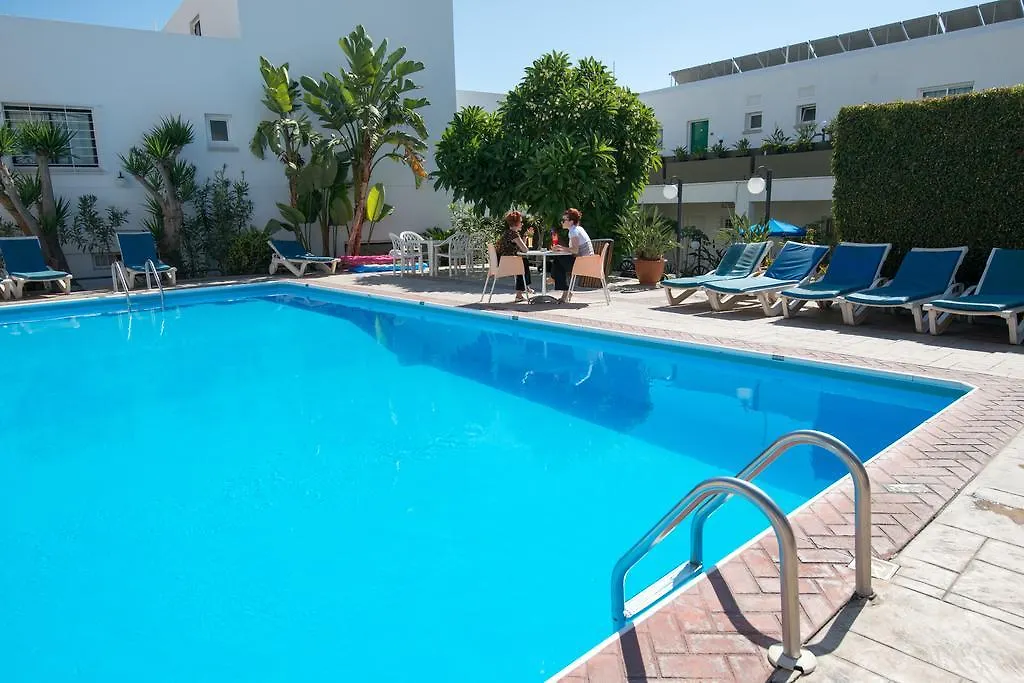 איה נאפה Eligonia Hotel Apartments 3*, איה נאפה קפריסין