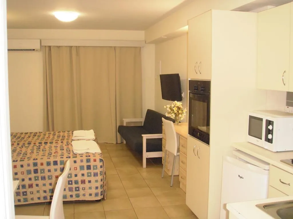 מלון דירות איה נאפה Eligonia Hotel Apartments