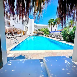 ** Hotel apartamentowy Antonis G. Cypr
